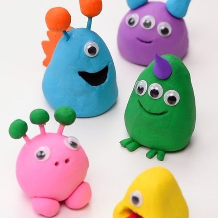 Air-Dry Foam Clay Sculpting