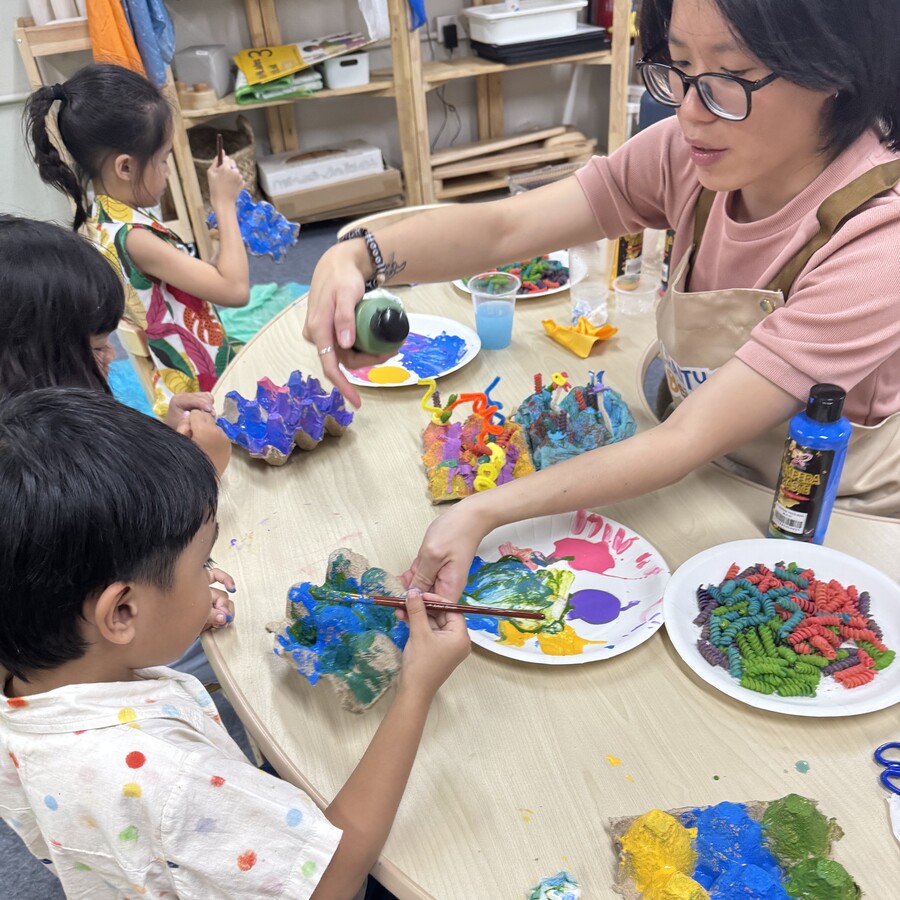 Expressive Art Lab session